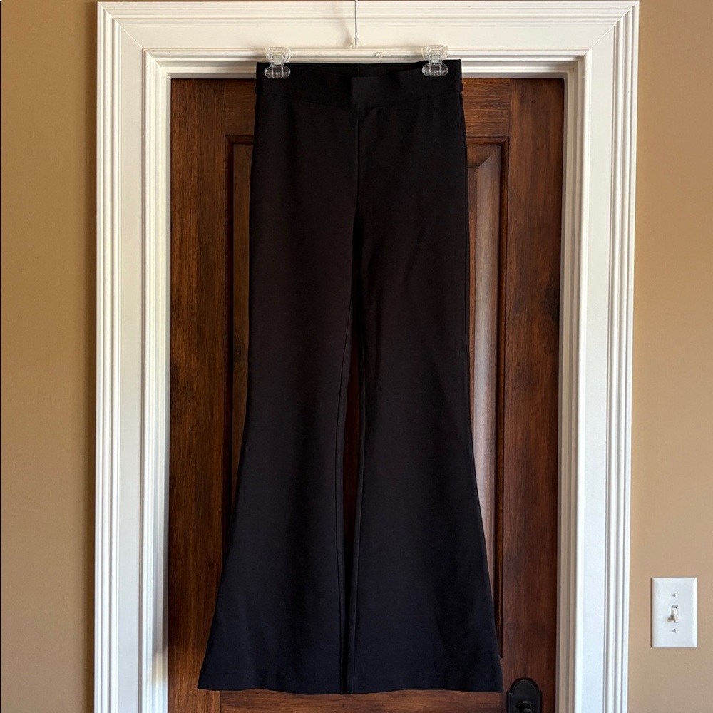 NWT Z Supply “Do It All” Black Flare Pants